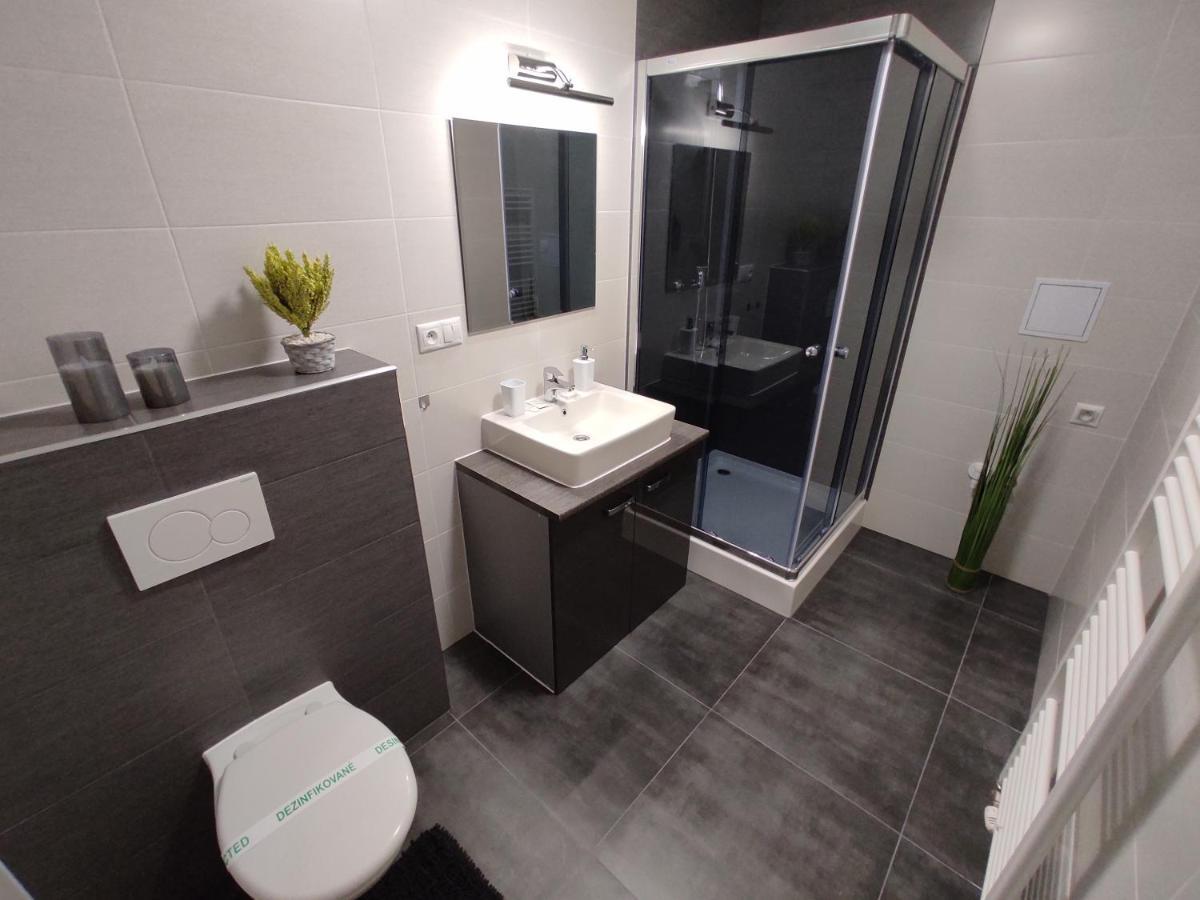 Apartmany Bytca エクステリア 写真
